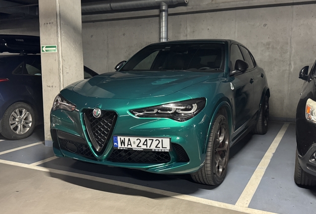 Alfa Romeo Stelvio Quadrifoglio 2023