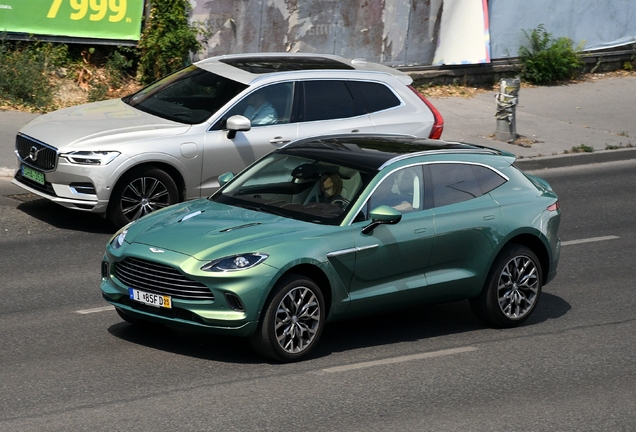 Aston Martin DBX