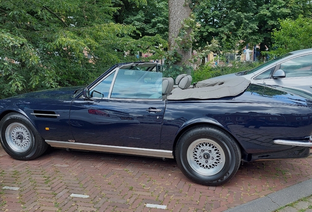 Aston Martin V8 Volante 1979-1989
