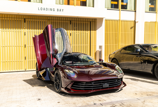 Aston Martin Valhalla
