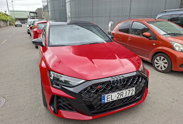Audi RS3 Sportback 8Y 2025