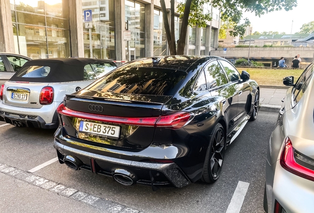 Audi RS5 Sedan B10