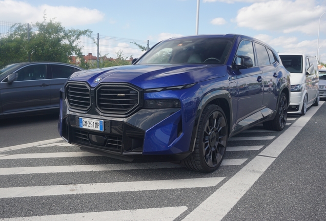 BMW XM G09
