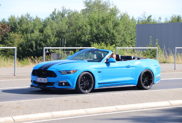 Ford Mustang GT Convertible 2015