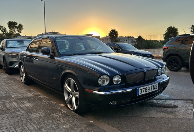 Jaguar XJR