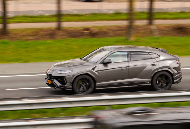 Lamborghini Urus Performante