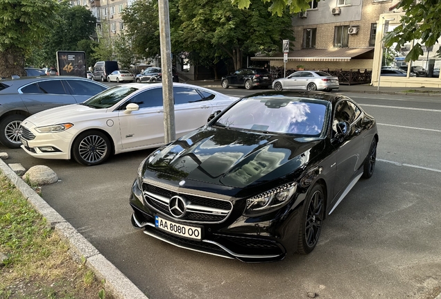 Mercedes-AMG S 63 Coupé C217