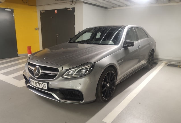 Mercedes-Benz E 63 AMG S W212
