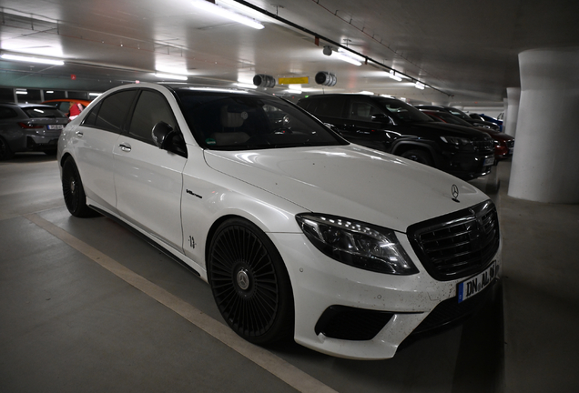 Mercedes-Benz S 63 AMG V222