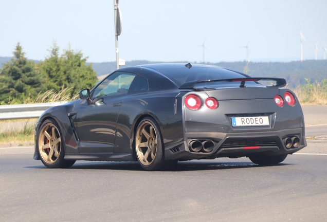 Nissan GT-R 2017