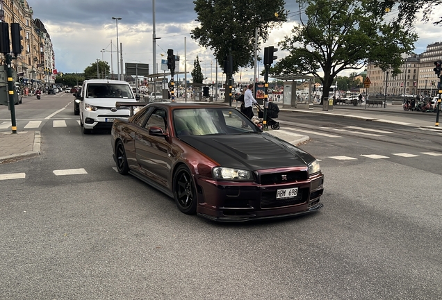 Nissan Skyline R34 GT-R