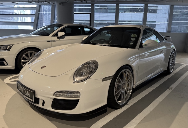 Porsche 997 Carrera GTS