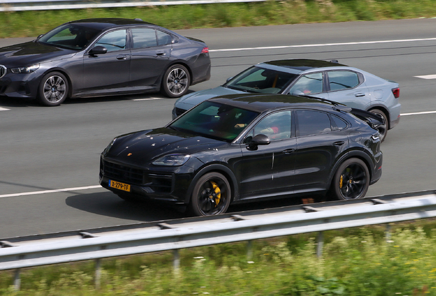 Porsche Cayenne Coupé Turbo E-Hybrid
