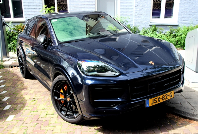 Porsche Cayenne Coupé Turbo E-Hybrid