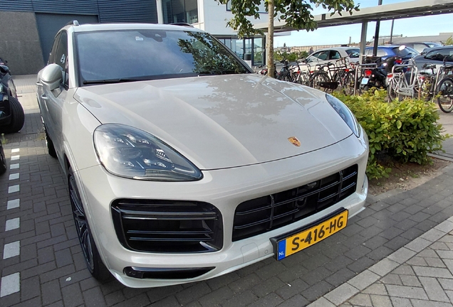 Porsche Cayenne Turbo S E-Hybrid
