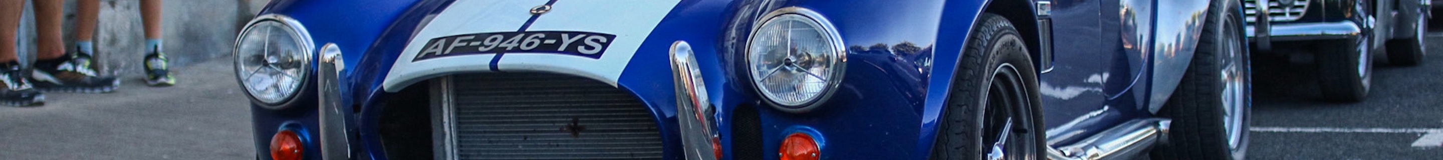 AC Cobra 427