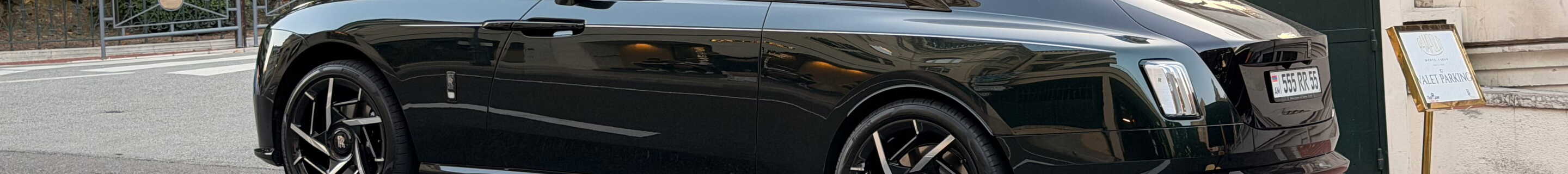 Rolls-Royce Spectre Black Badge