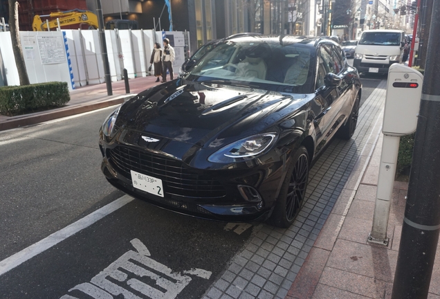 Aston Martin DBX