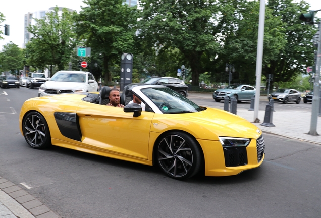 Audi R8 V10 Spyder 2016