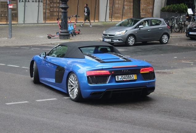 Audi R8 V10 Spyder 2016