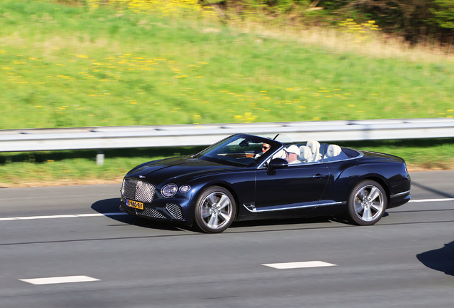 Bentley Continental GTC V8 2020