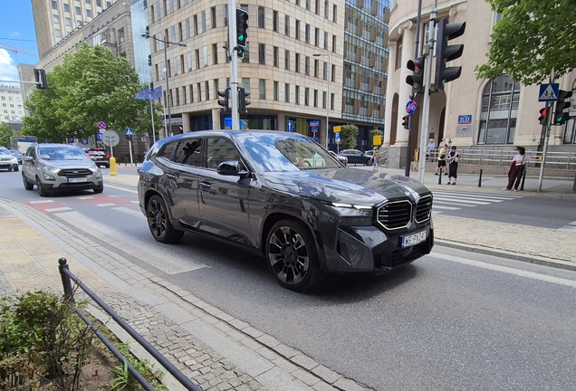 BMW XM G09