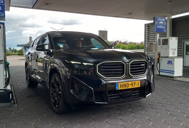 BMW XM G09