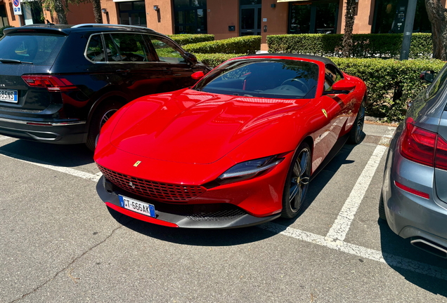 Ferrari Roma Spider