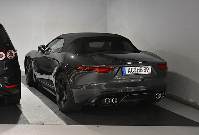Jaguar F-TYPE P450 75 Convertible