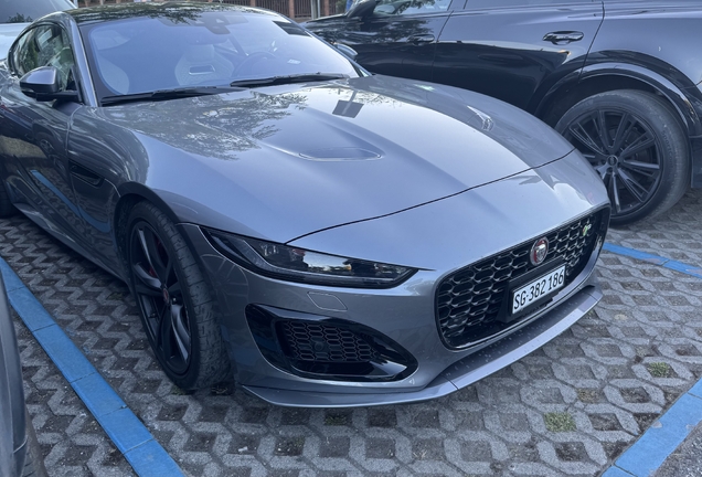 Jaguar F-TYPE R Coupé 2020