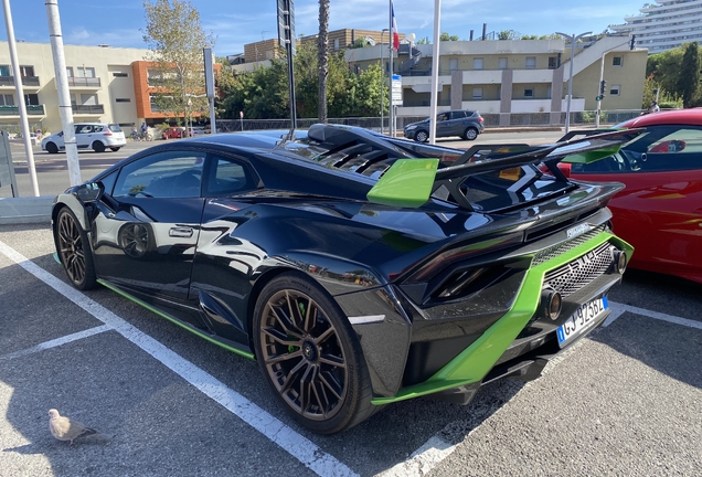 Lamborghini Huracán LP640-2 STO