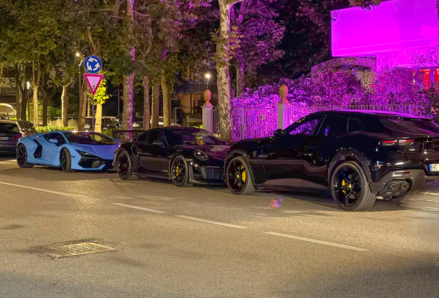 Lamborghini Revuelto