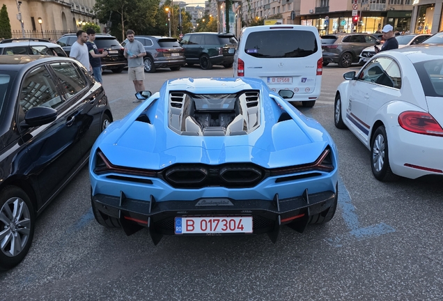 Lamborghini Revuelto