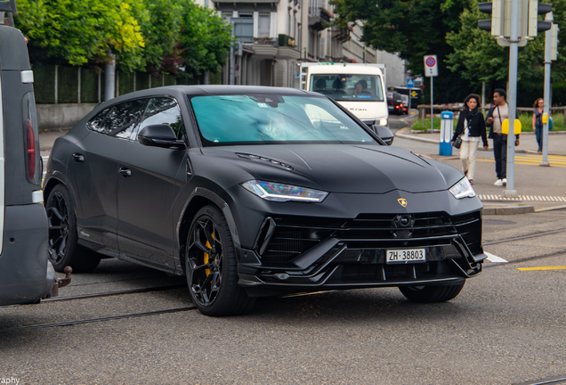 Lamborghini Urus Performante