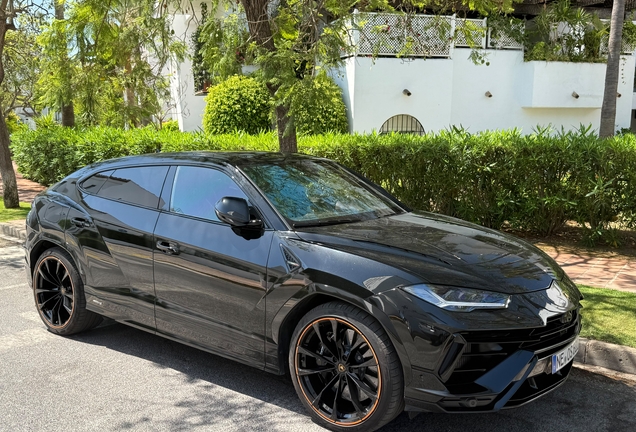 Lamborghini Urus S