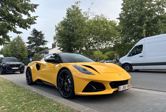 Lotus Emira
