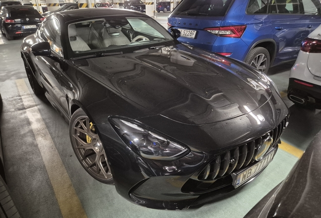 Mercedes-AMG GT 63 C192