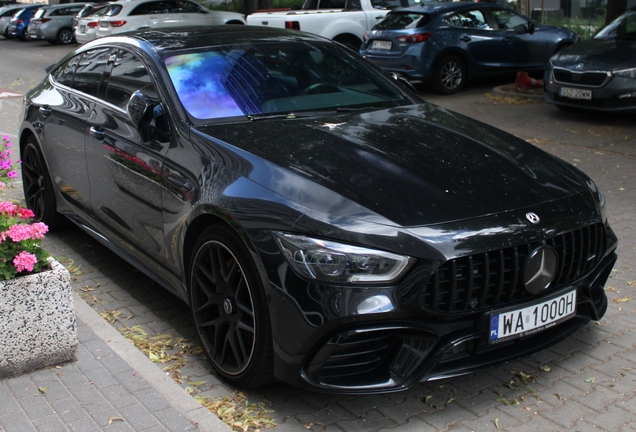 Mercedes-AMG GT 63 S X290