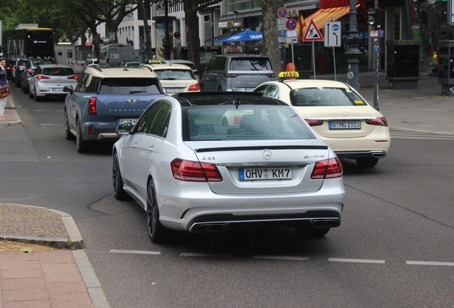 Mercedes-Benz E 63 AMG S W212