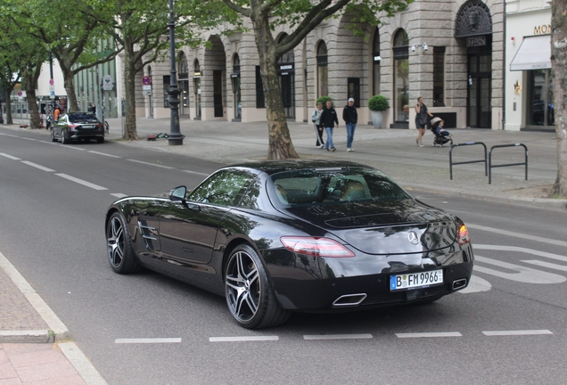 Mercedes-Benz SLS AMG