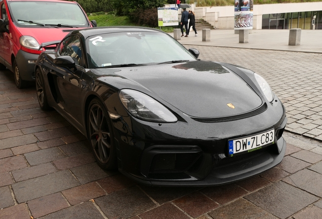 Porsche 718 Cayman GT4