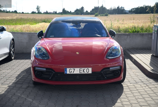 Porsche 971 Panamera GTS MkI