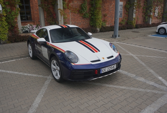 Porsche 992 Dakar