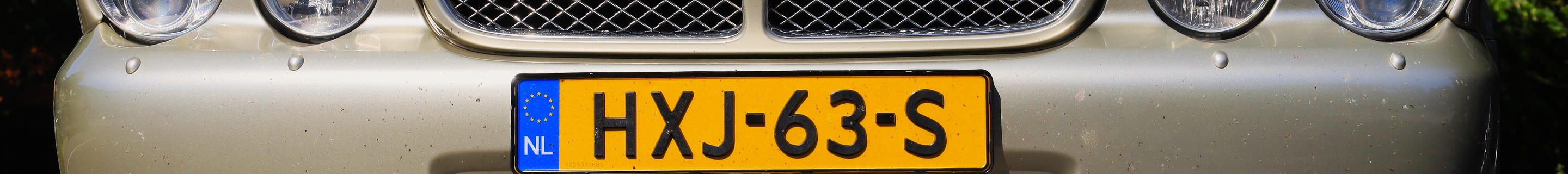 Jaguar XJR