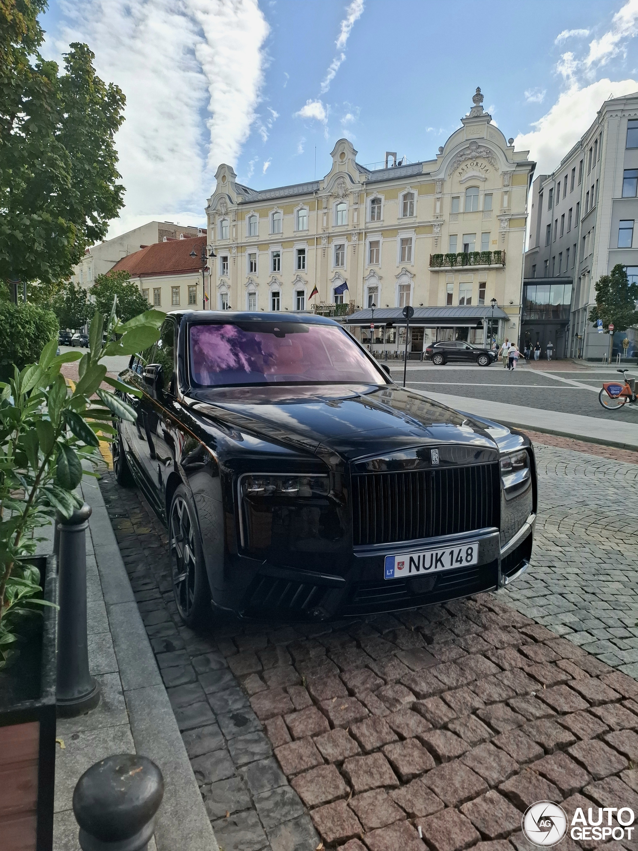 Rolls-Royce Cullinan Series II Black Badge