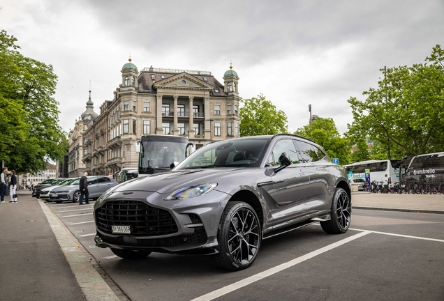 Aston Martin DBX707