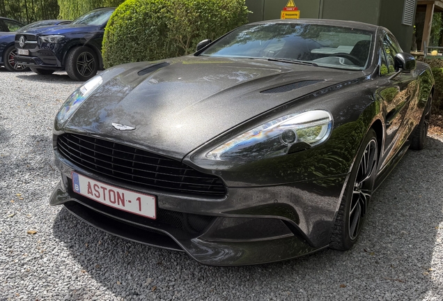 Aston Martin Vanquish 2013
