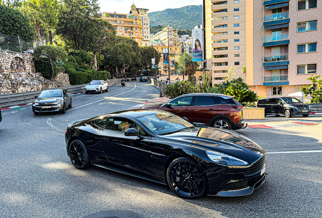 Aston Martin Vanquish 2013