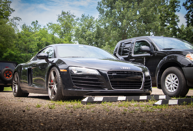 Audi R8