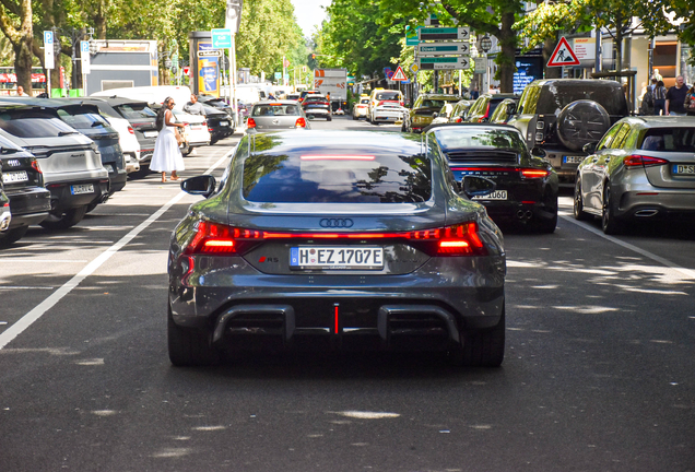 Audi RS E-Tron GT 2025